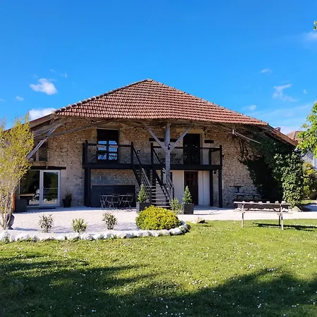Domaine Les Moustans, Sleeps 38 & Has A Pool Holiday home Saint-Matre