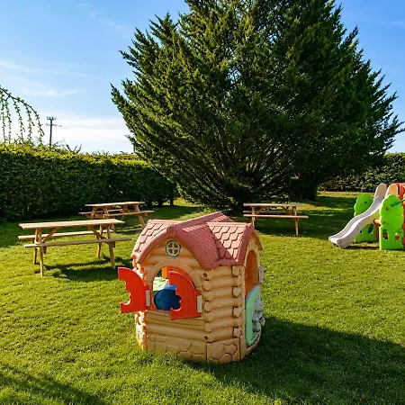 Domaine Les Moustans, Sleeps 38 & Has A Pool Holiday home