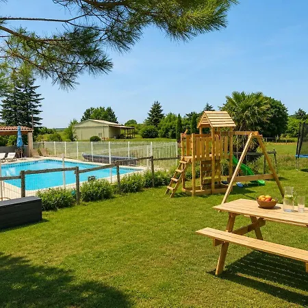 Holiday home Domaine Les Moustans, Sleeps 38 & Has A Pool Saint-Matre