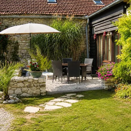 Domaine Les Moustans, Sleeps 38 & Has A Pool * Saint-Matre