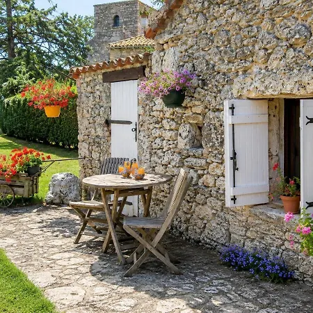 Domaine Les Moustans, Sleeps 38 & Has A Pool *