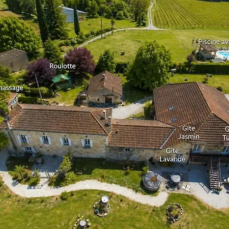 Domaine Les Moustans, Sleeps 38 & Has A Pool Holiday home Saint-Matre